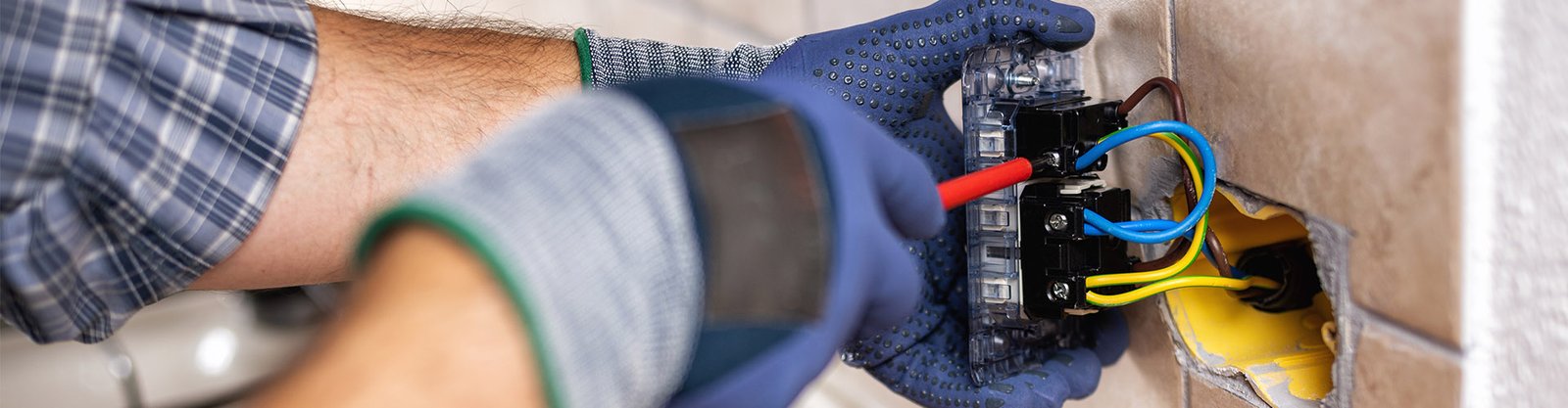 Common Electrical Problems in Older Homes and Solutions